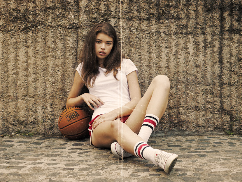 So 70’s (Model: Petra Szanto - Avantage Agency)